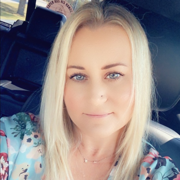 Meet your Posher, Chrissy - Picture 1 of 1